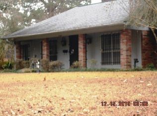 5249 Brookview Dr, Jackson, MS 39272