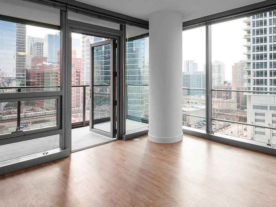 1st image of 333 W Wolf Point Plz #2605