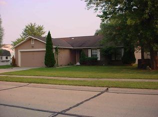 4715 W Clayburn Dr, Indianapolis, IN 46268