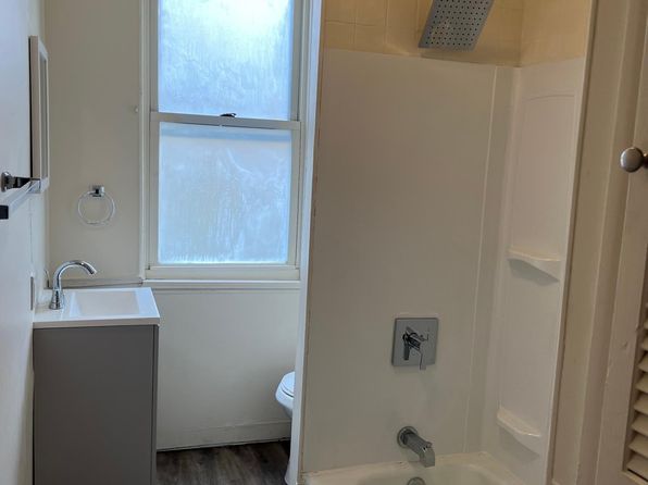 217 14th St FLOOR 2