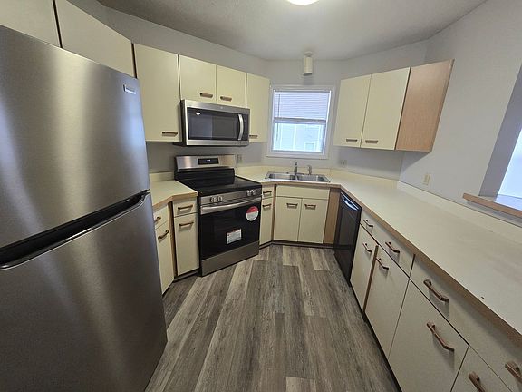 4th image of 6821 Willowbrook Dr APT 9