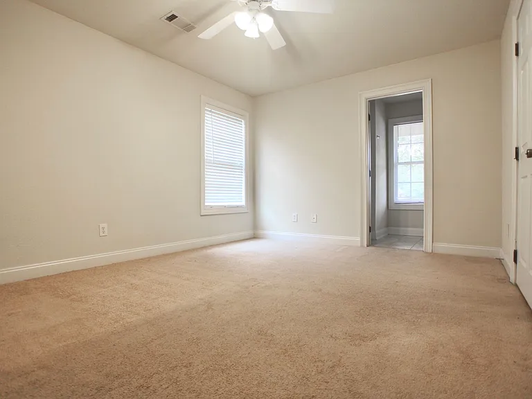 807 W Longleaf Dr #85 — Photo 11