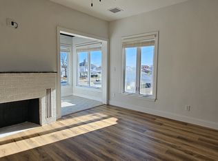 605 W Jefferson Ave #2, Effingham, IL 62401