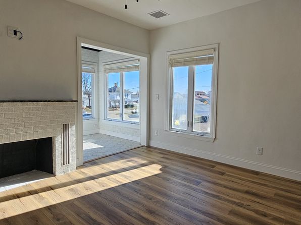 605 W Jefferson Ave #2