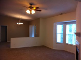 2595 F Thackery Rd, Greenville, NC 27858