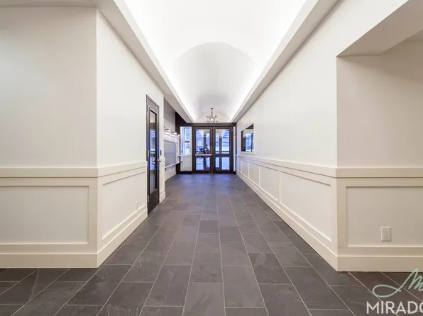 10 East 13th Street image 10 of 11