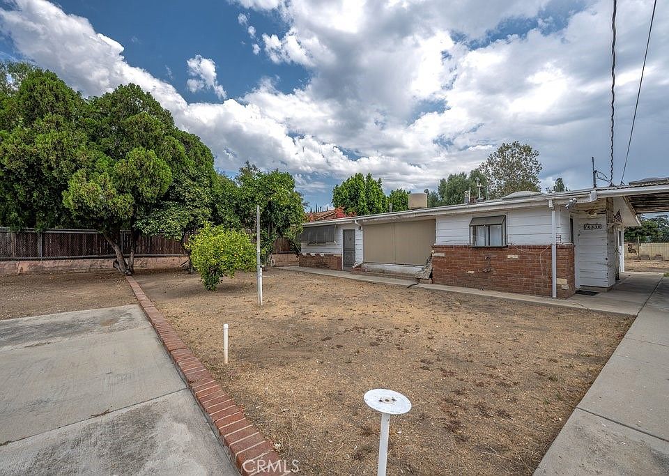 1st image of 10336 De Soto Ave