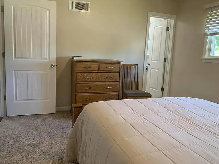 1806 Ramona Dr — Photo 15