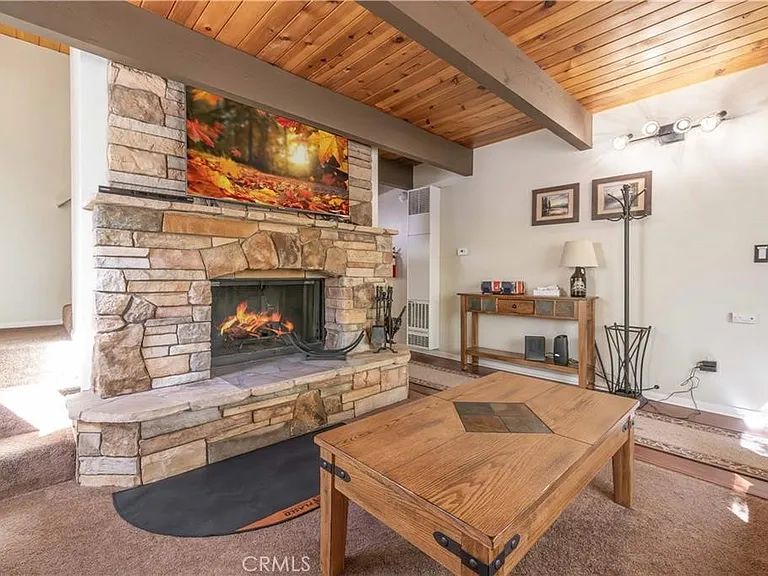 548 Moreno Ln — Photo 8