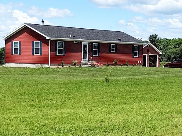 945 Battle Ridge Road Road, Clinton, ME 04927