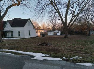 705 W 6th St, Rector, AR 72461