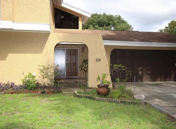 2nd image of 1937 Heathwood Dr