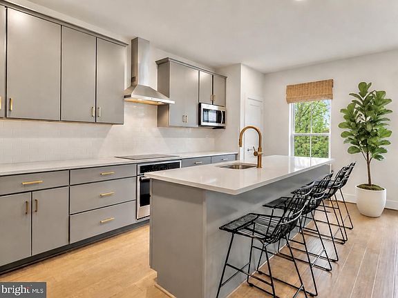 4th image of 7209 Georgia Ave NW APT C