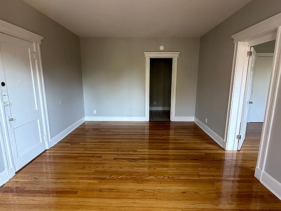 2nd image of 633 Orange St #2B