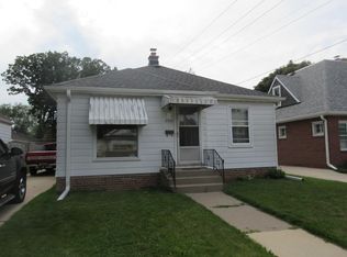 2908 Erie St, Racine, WI 53402