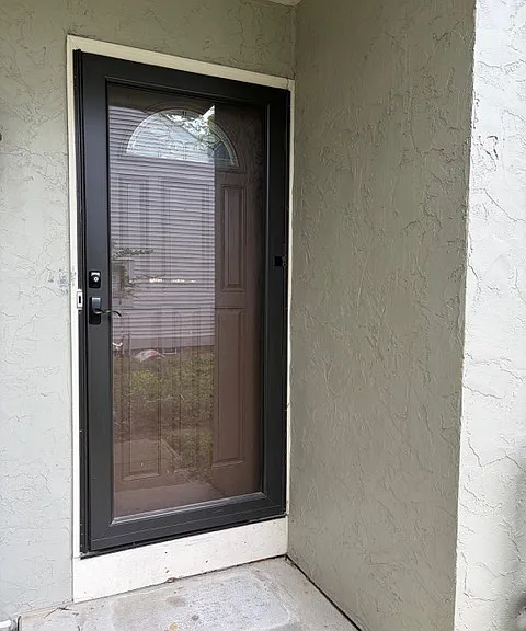 938 Bluffway Dr — Photo 3