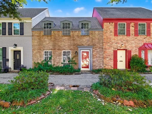 5204 Arboles Dr APT B, Houston, TX 77035