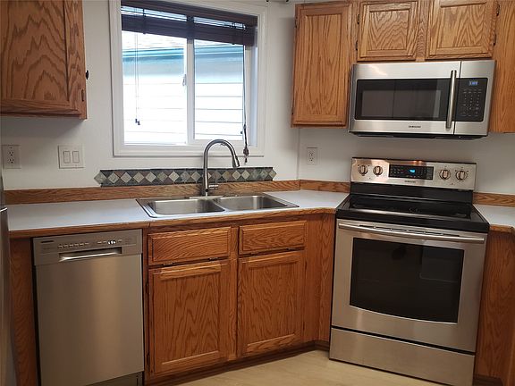 5th image of 314 Ponderosa St
