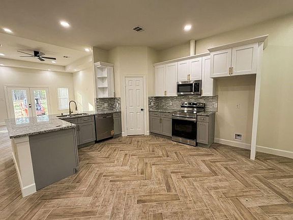 4th image of 107 County Road 3372