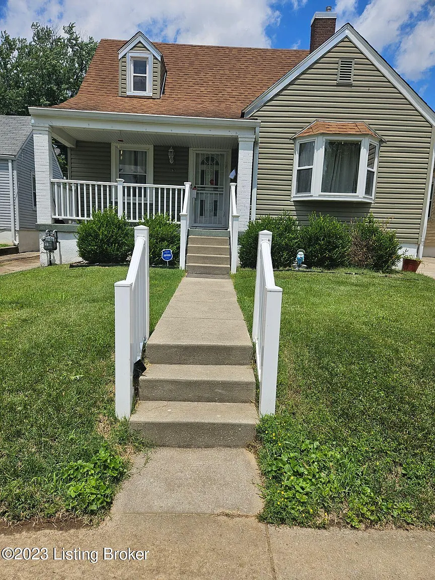2121 Allston Ave photo 1