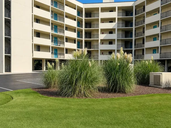 1400 E Fort Macon Road #313, Atlantic Beach, NC 28512