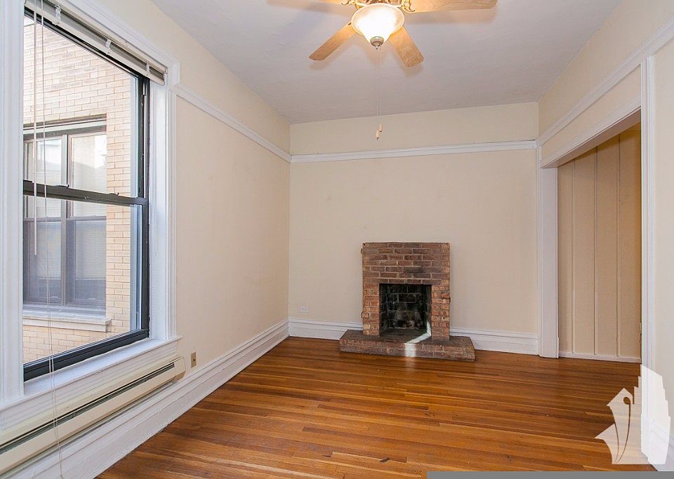 1st image of 1220 N Dearborn St #1218-A1