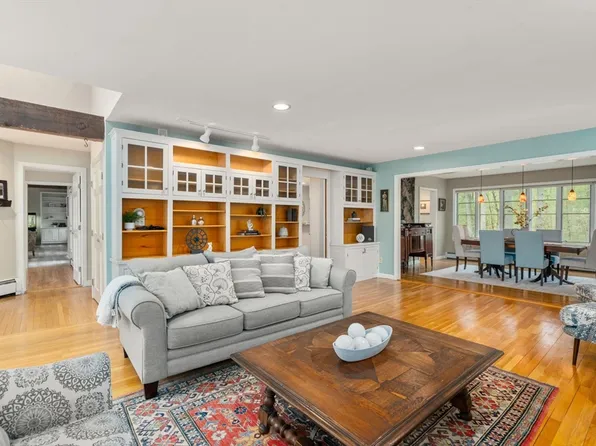 4 Deacon Ln, Sudbury, MA 01776