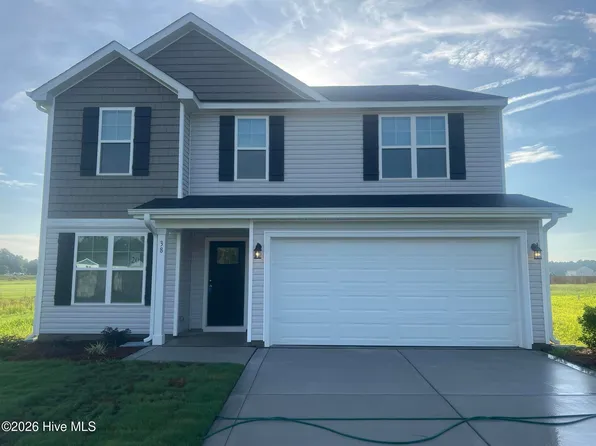 38 Coachman Lane, Autryville, NC 28318