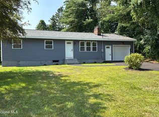 11 Stewart Dr, Lake Luzerne, NY 12846