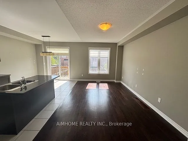 119 Rothwell St — Photo 3