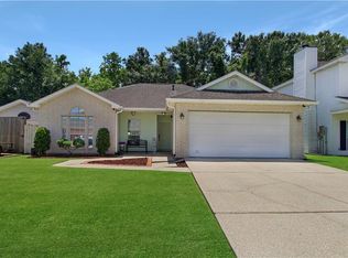 2505 Delta Pointe Dr, Marrero, LA 70072