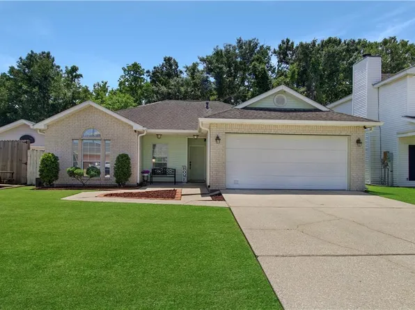 2505 Delta Pointe Dr, Marrero, LA 70072