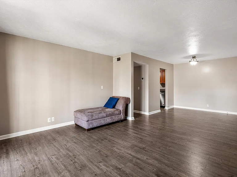 420 Elysian Fields Rd #E8 — Photo 4
