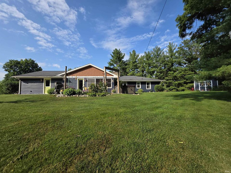 2nd image of 2257 S Hillcrest Dr