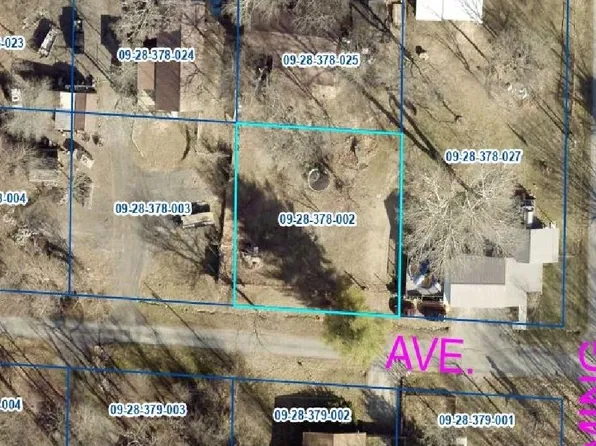 1 Robley Ave, Makanda, IL 62958