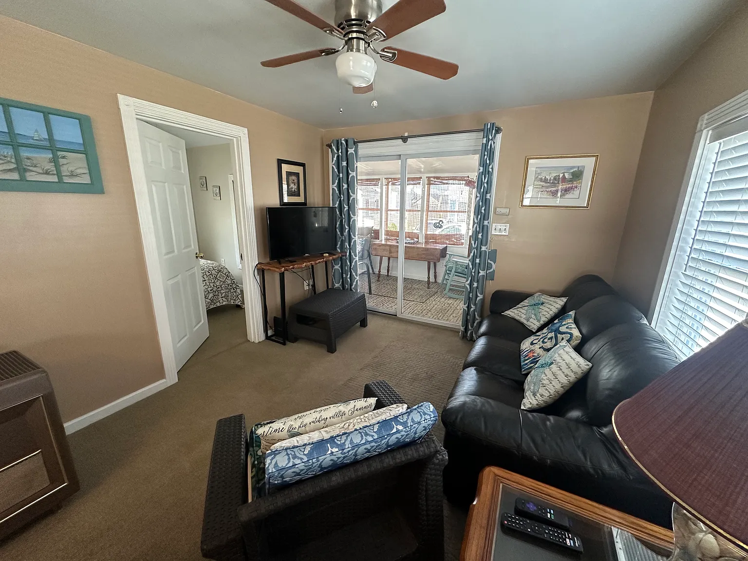 2 bed, 639 sqft, $2,000 — Photo 3