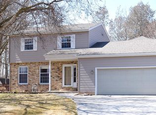 103 Westwood Ct, Thief River Falls, MN 56701