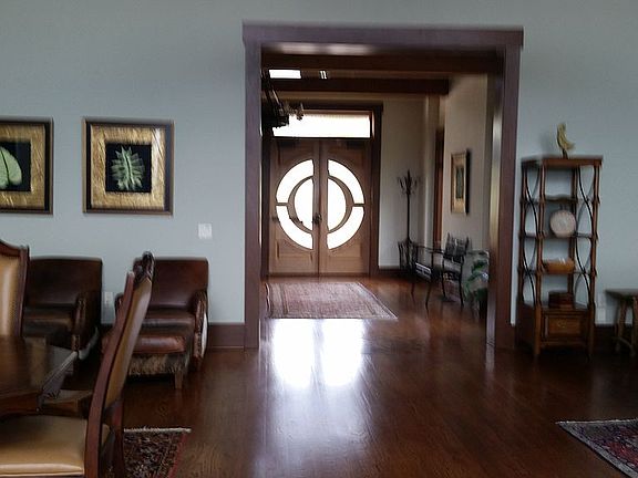 3rd image of 104 High Pines Loop Rd