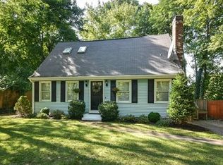 38 Ellis St, Walpole, MA 02081