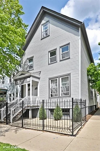 1701 N Maplewood Ave #1 Photo 1
