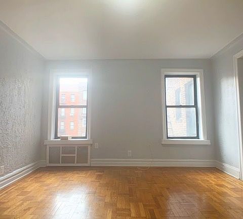 3rd image of 200 E 18th St APT 4A