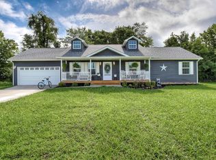 315 Riverwood Cir, Elizabethton, TN 37643