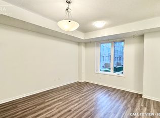 11 Almond Blossom Mews #137, Vaughan, ON L4K0N7