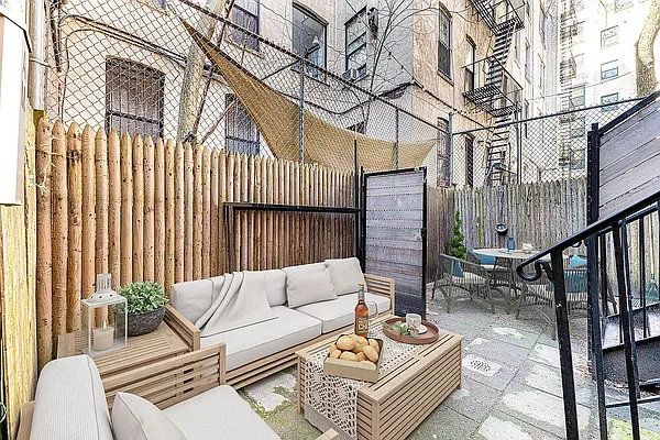 Rented by REAL New York | media 11