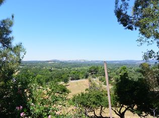 180 Oak View Rd, Newcastle, CA 95658