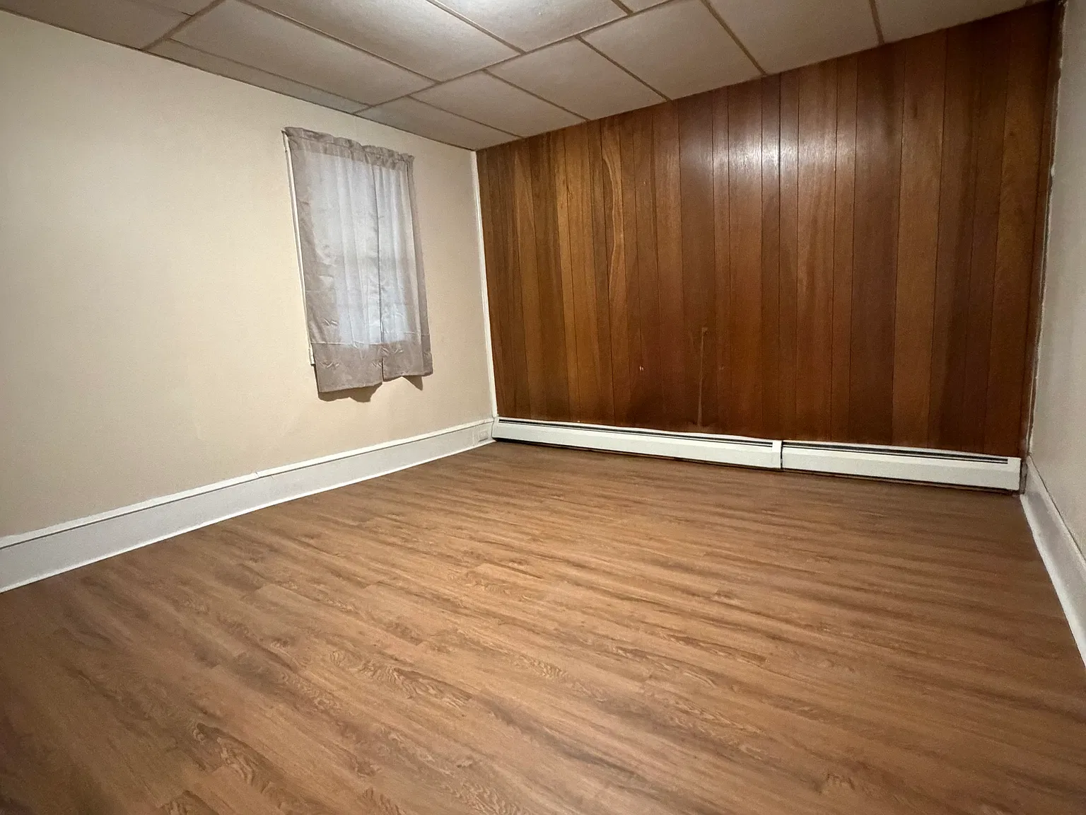 2 bed, 750 sqft, $1,000 — Photo 2