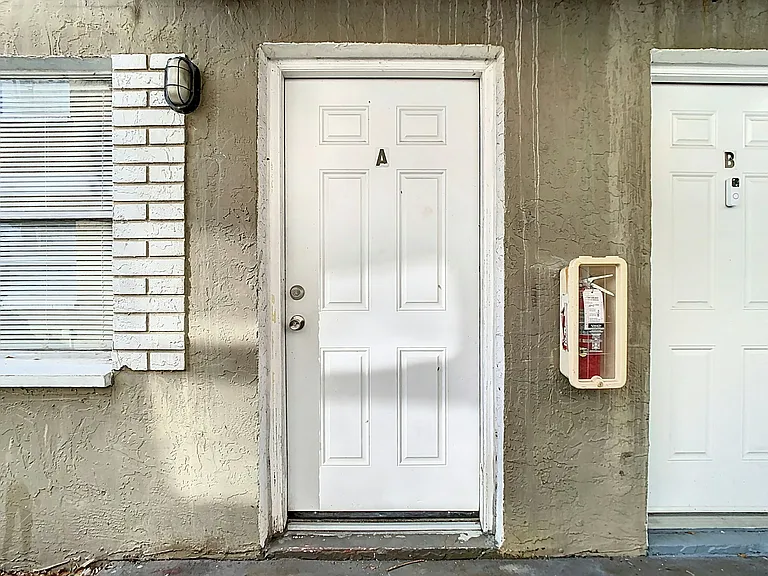 712 E Floribraska Ave #A — Photo 7