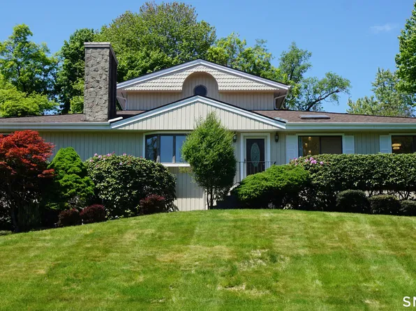 223 Sterling Road, Trumbull, CT 06611