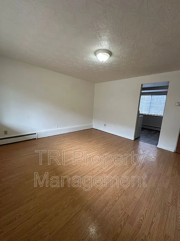 1 bed, 1.0 bath, $750 — Photo 1