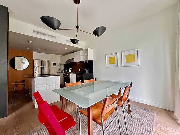 3rd image of 193 Henry St APT 5
